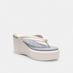 Coach Franki Flip Flop In Signature Jacquard Bianche | COH865901