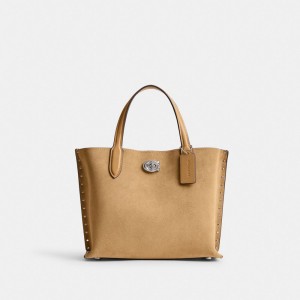 Coach Willow Tote Bag 24 With Rivets Argento | COH865084